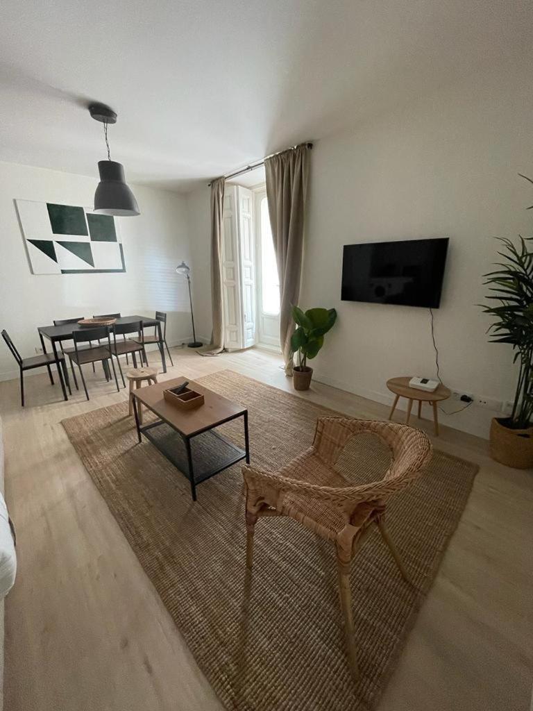 Cozy&New Apartment Para 6Pax En La Plaza De Tirso - Madrid E1 Exterior foto